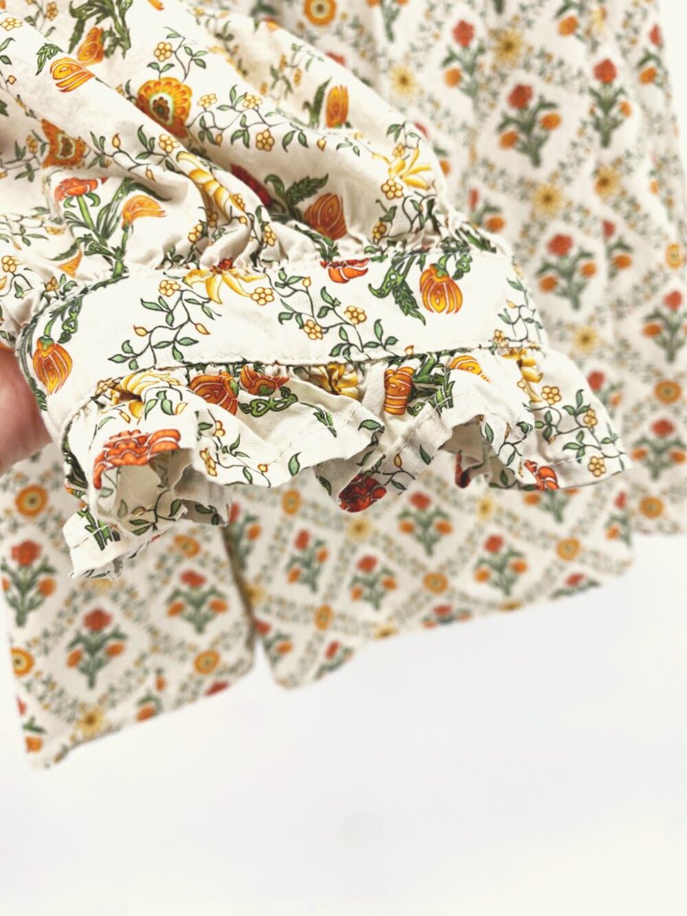 Entro Marigold Pattern Cottagecore Blouse - Picture 6 of 8